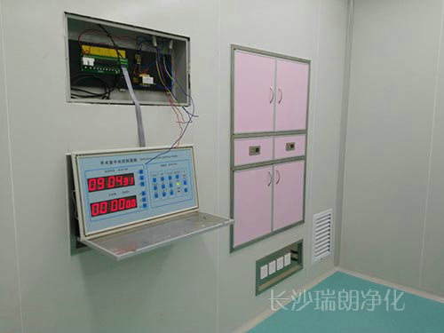 手术室中央控制面板